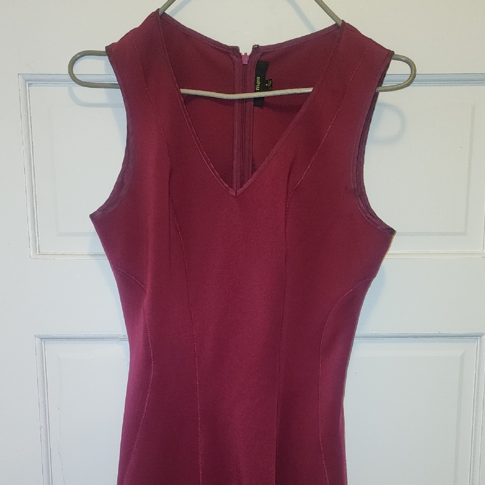 Maia Womens elegant Burgundy Sleeveless Dress